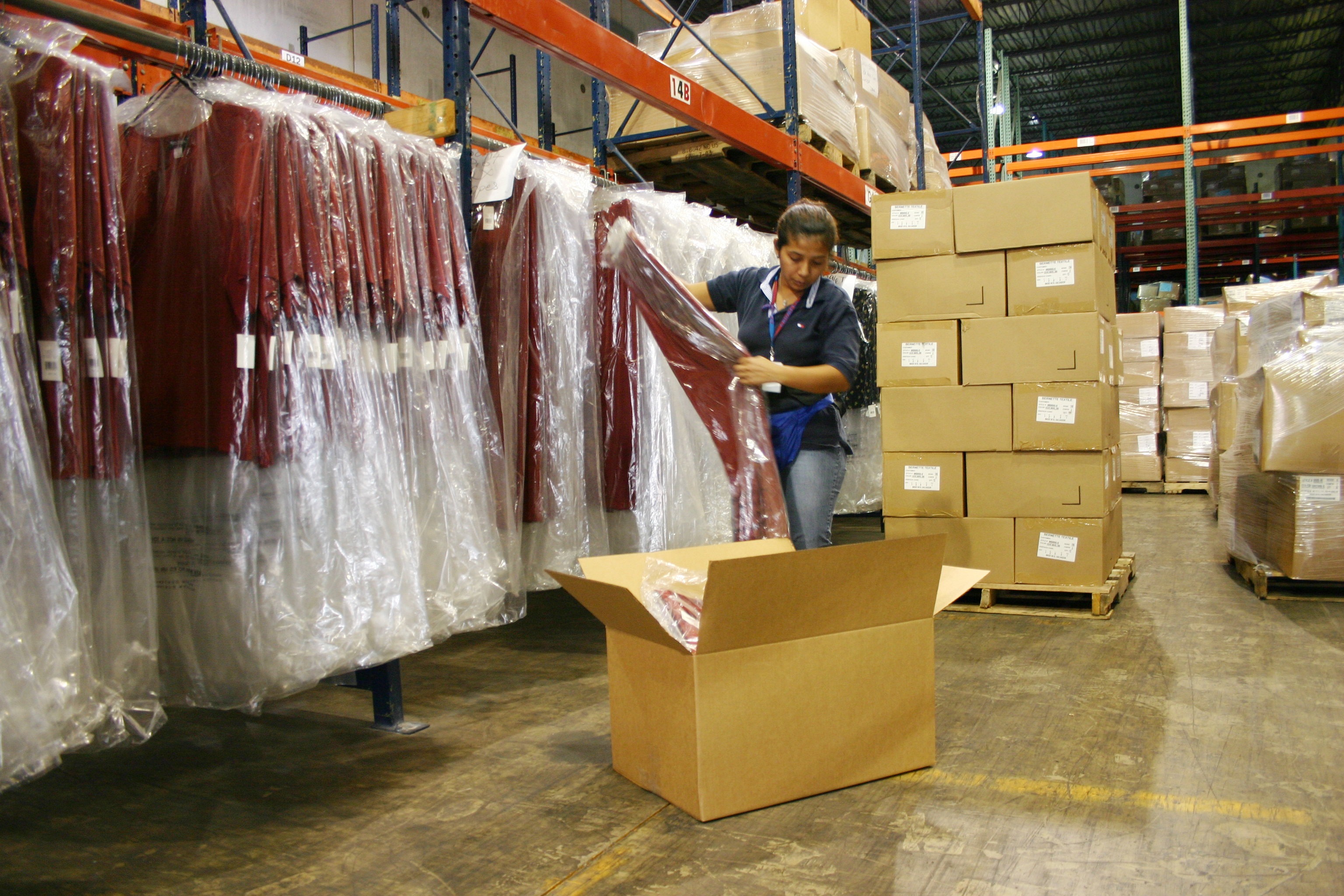 Pick-and-Pack-warehouse